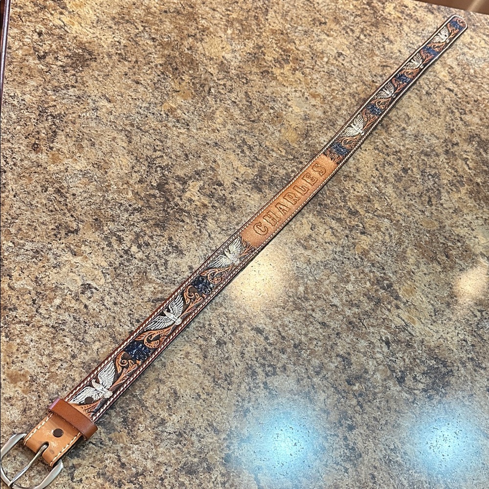 LEATHER TOOLED MENS BELT -CHARLES-